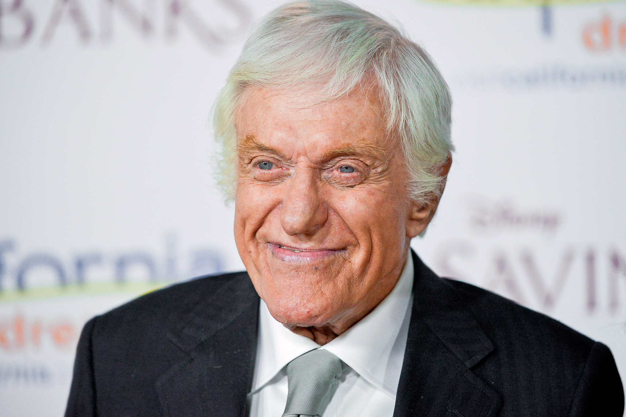 Dick Van Dyke to join his brother Jerry Van Dyke on The Middle